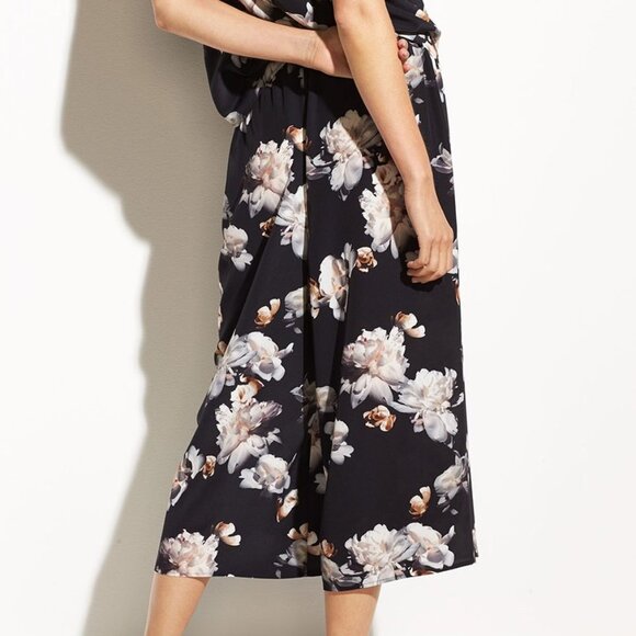 Vince Peony Floral Print Silk Culottes Pants L - Picture 2 of 4